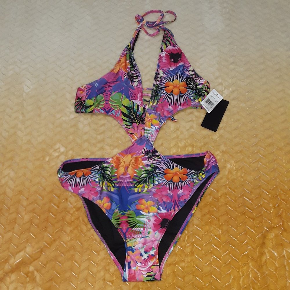 Junior/Women's 1 -Piece Swimsuit Size L NWT-Retail $66.00.